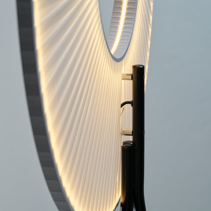 Iris LED Tripod Floor Lamp in Detail.