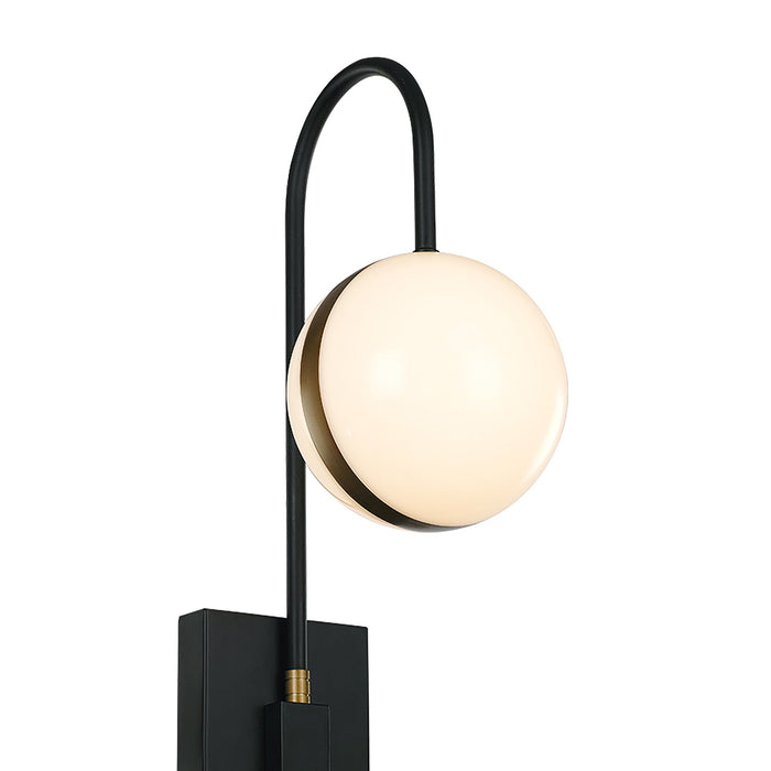 Tagliato LED Wall Light in Detail.