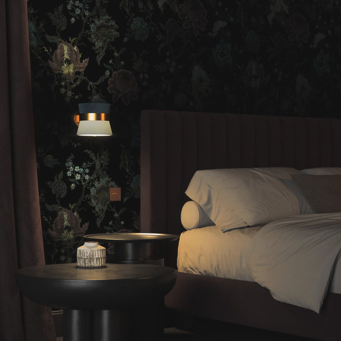 Caramelo Wall Light in bedroom.