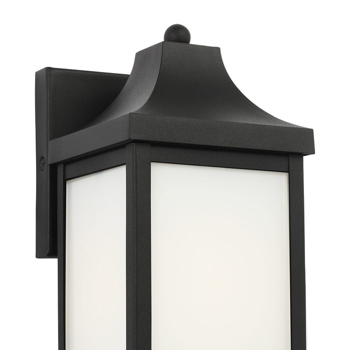 Saybrook Outdoor Wall Light in Detail.