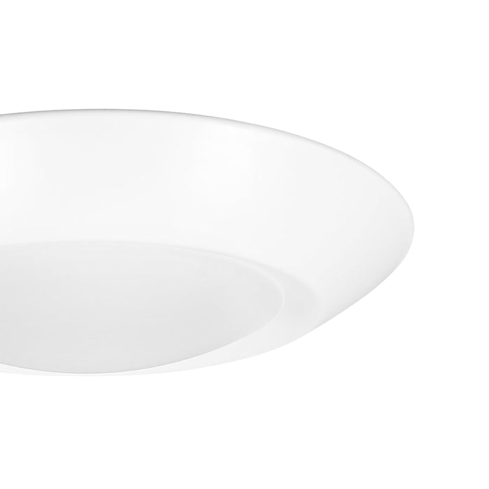 Traverse Direct LED Recessed Light in Detail.