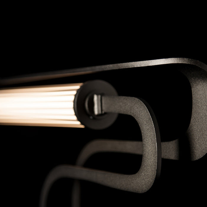 Pulse LED Table Lamp in Detail.