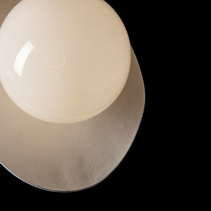 Yoki Table Lamp in Detail.