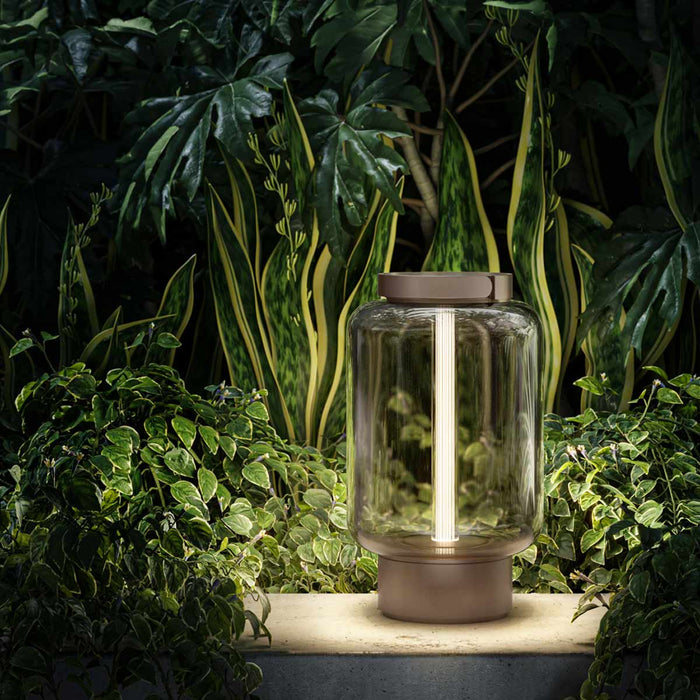 Qu Outdoor LED Portable Table Lamp in Outside Area.