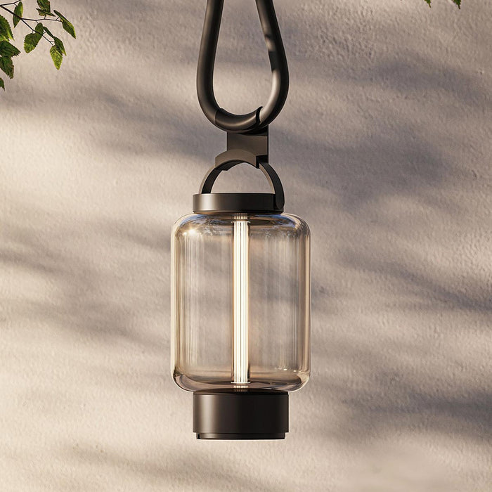 Qu Outdoor LED Portable Table Lamp in Detail.