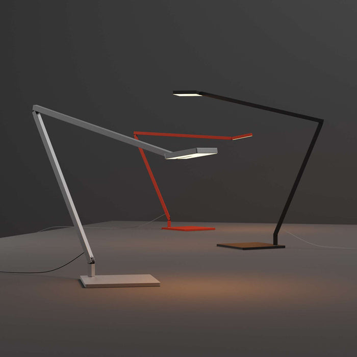 Focaccia LED Desk Lamp in Detail.