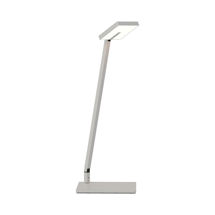 Focaccia Solo LED Desk Lamp in Silver.