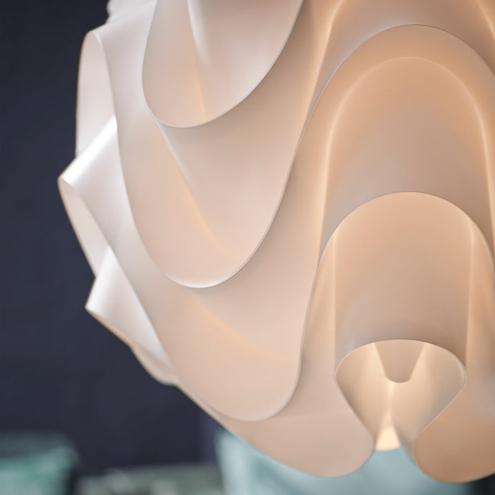 172 Pendant Light in Detail.