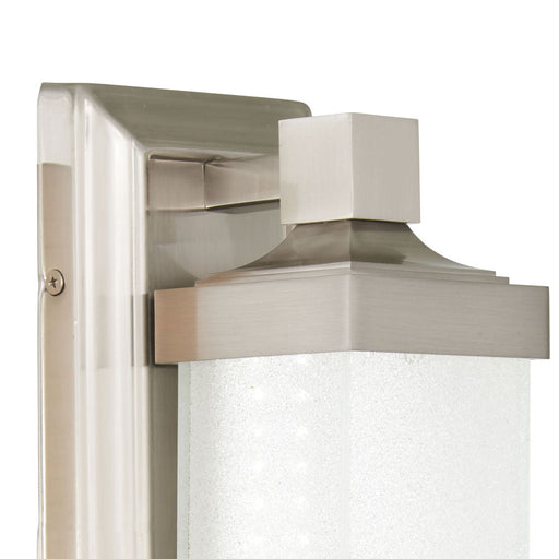 5501 LED Wall Light in Detail.