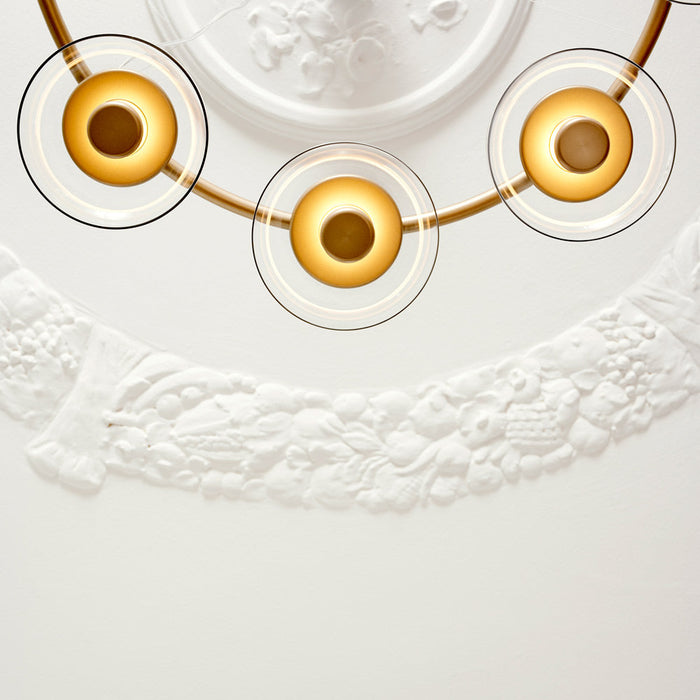 Blossi LED Chandelier in Detail.