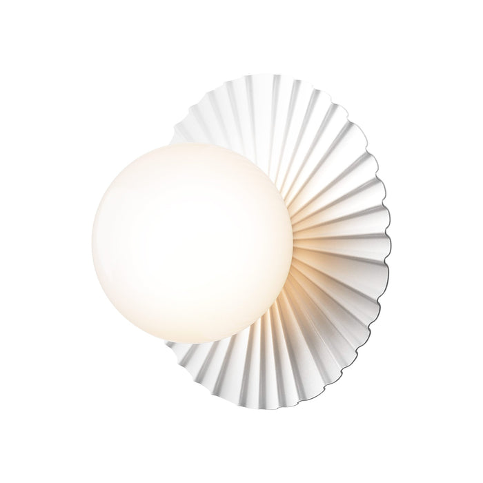 Liila Muuse Ceiling / Wall Light in White (Small).