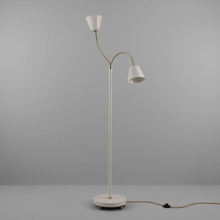 Alma Floor Lamp in Detail.