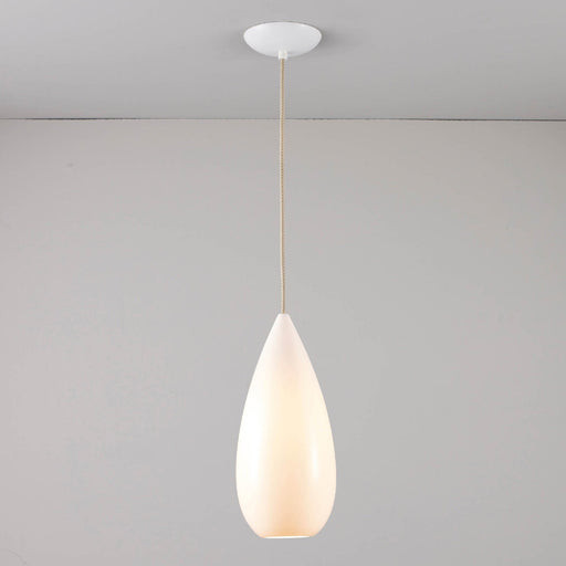 Drop Zero Pendant Light in Detail.