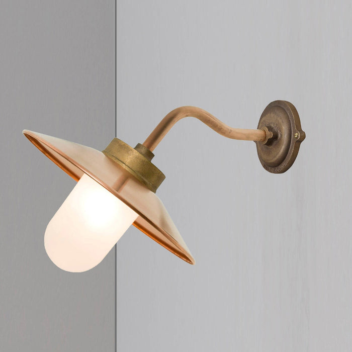 Exterior Bracket Indoor/Outdoor Wall Light in Detail.