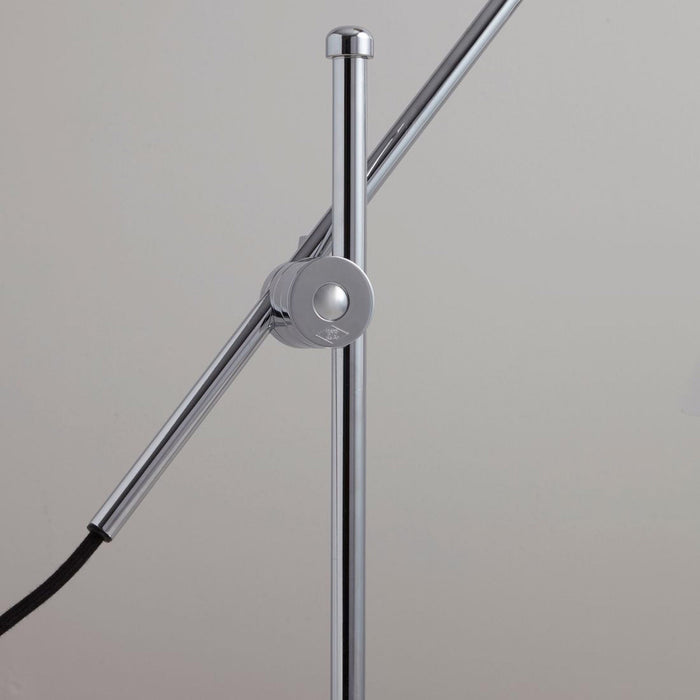 Task Floor Lamp in Detail.