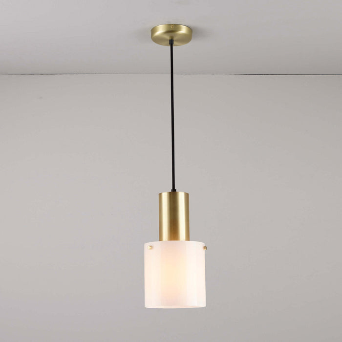 Walter Pendant Light in Detail.