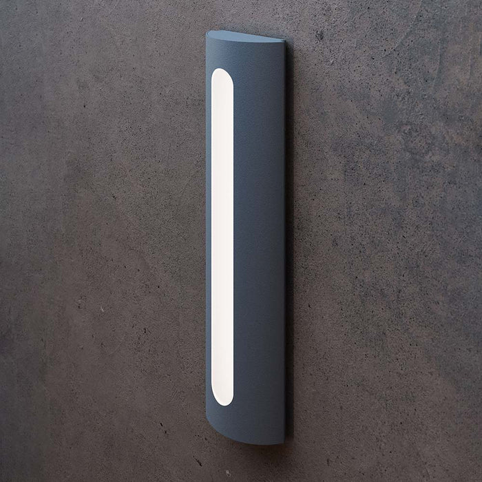 Porta™ Outdoor LED Wall Light in Detail.