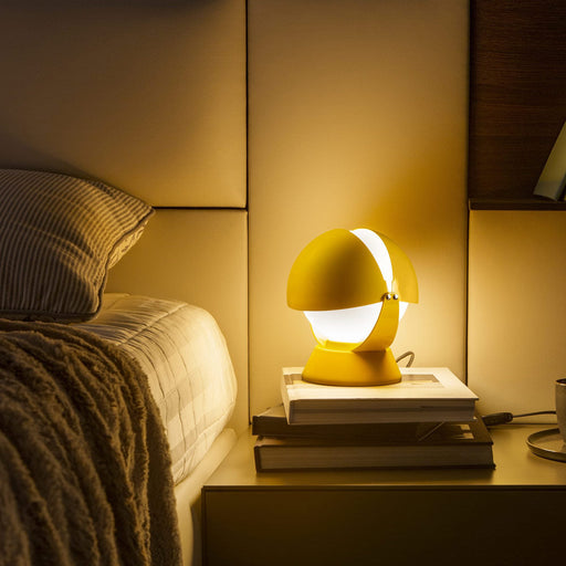 Buonanotte Table Lamp in bedroom.