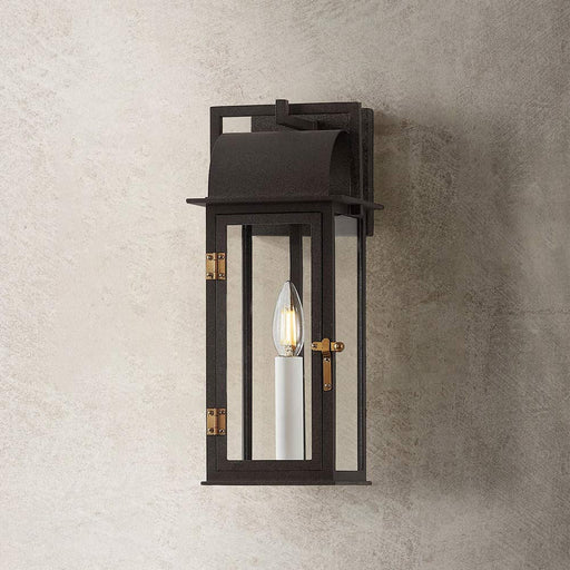 Bohen Outdoor Wall Light in Detail.