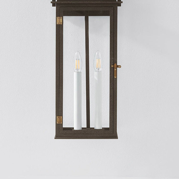 Bohen Outdoor Wall Light in Detail.