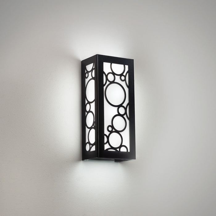Modelli Outdoor LED Wall Light in Detail.
