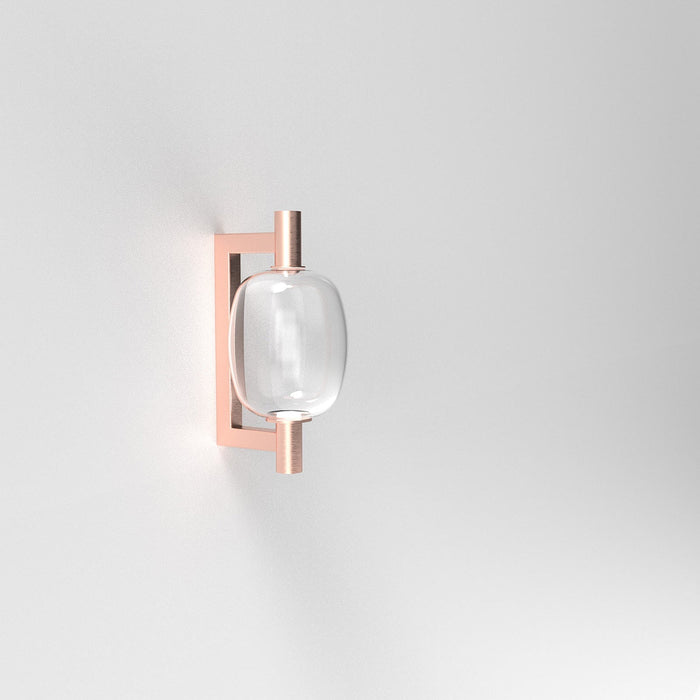 Riflesso LED Wall Light in Detail.