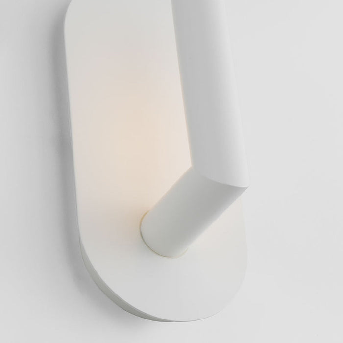 Fielle LED Wall Light in Detail.