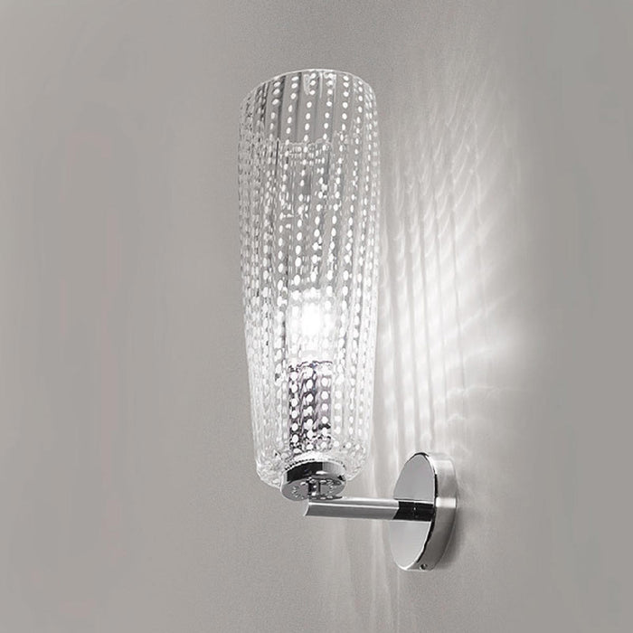 Perle Wall Light in Detail.