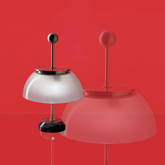 Alfa Table Lamp in Detail.