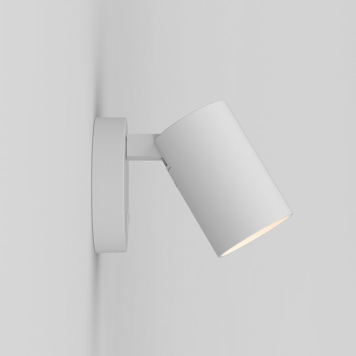 Ascoli Switched Wall Light in Detail.