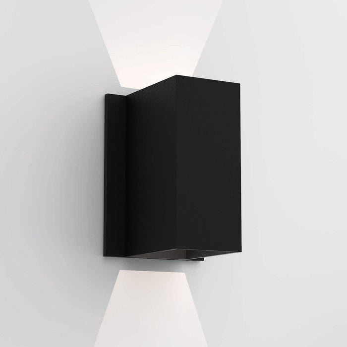 Oslo Outdoor LED Wall Light in Detail.