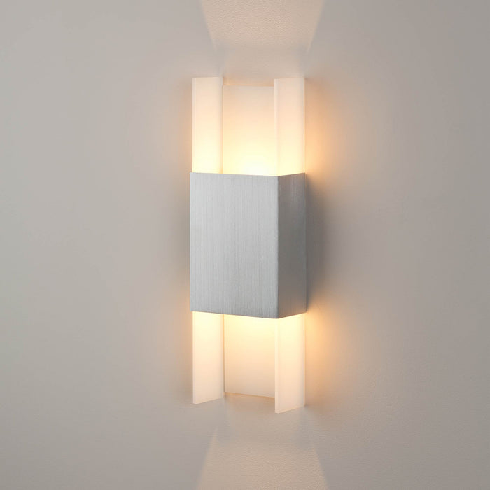 Ansa LED Wall Light in Detail.