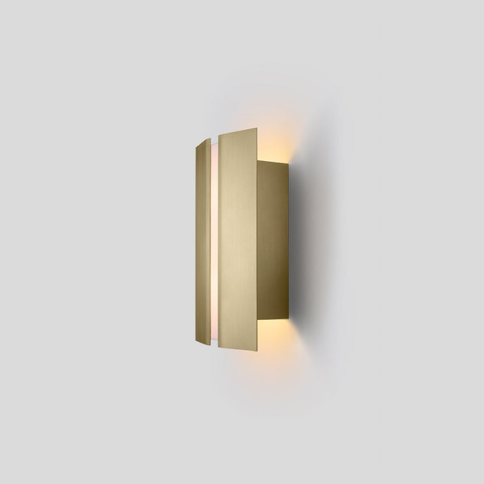 Rima LED Wall Light in Detail.
