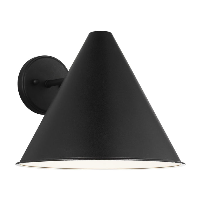Crittenden Outdoor Wall Light in Large/Black.