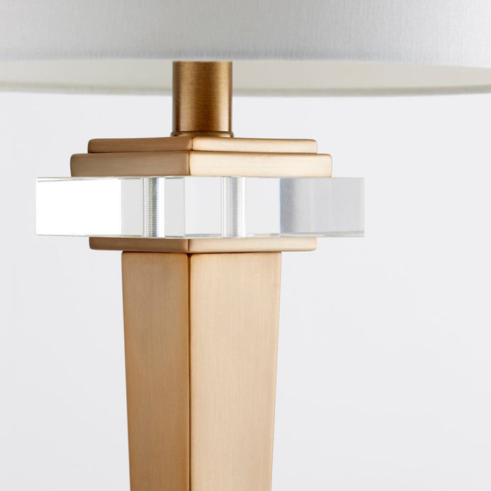 Statuette Table Lamp in Detail.