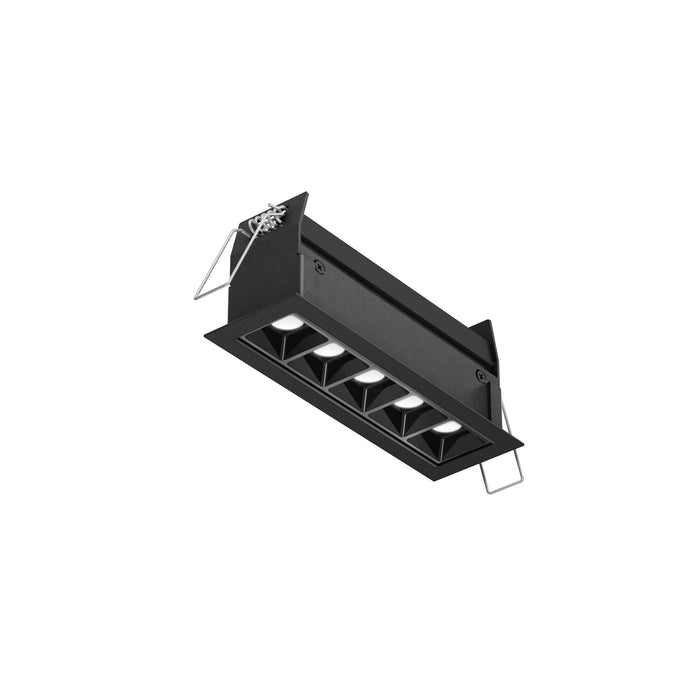 Pinpoint LED Recessed Down Light in Black (5-Light/Stable).