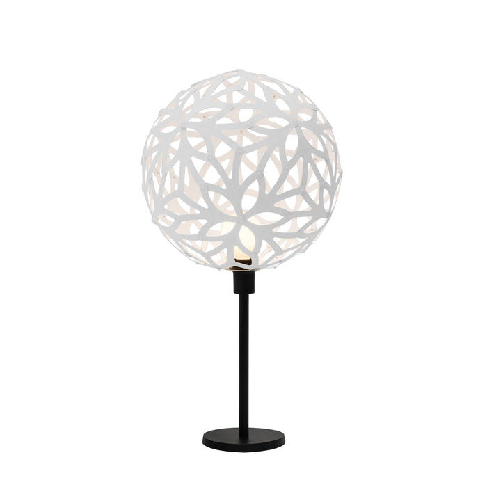 Floral Table Lamp in White/White.
