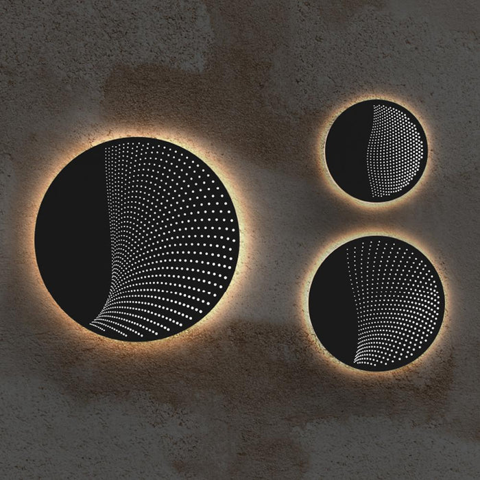 Dotwave™ Round Outdoor LED Wall Light in Detail.