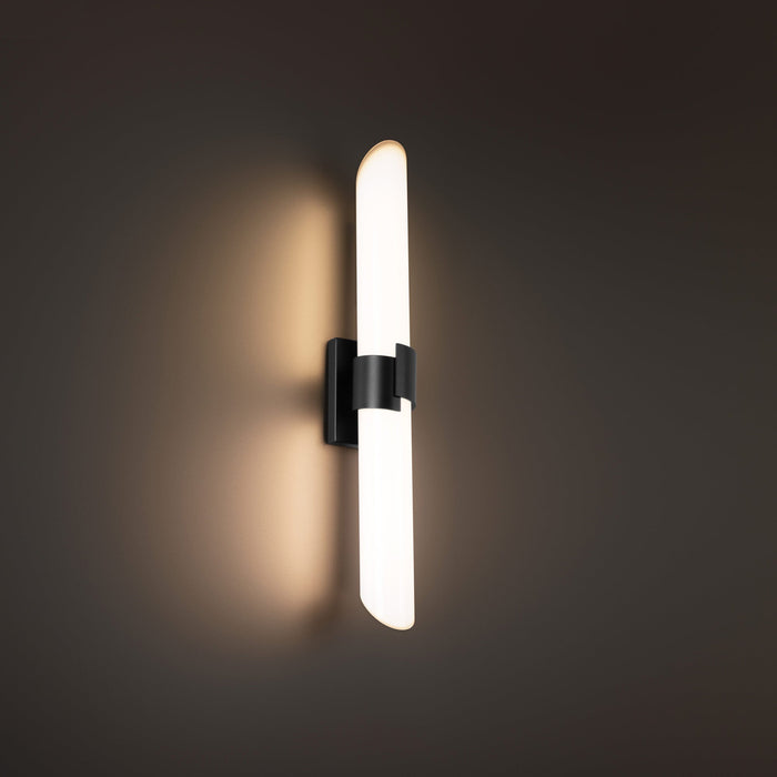Fallon LED Bath Wall Light in Detail.