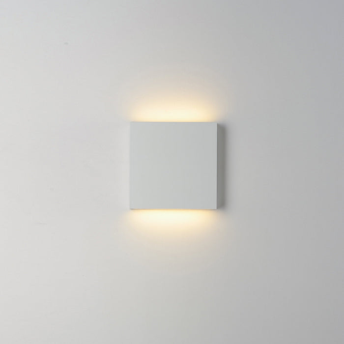 Brik LED Outdoor Wall Light in Detail.