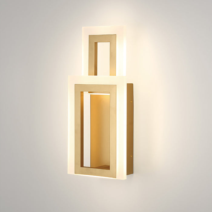 Inizio LED Wall Light in Detail.