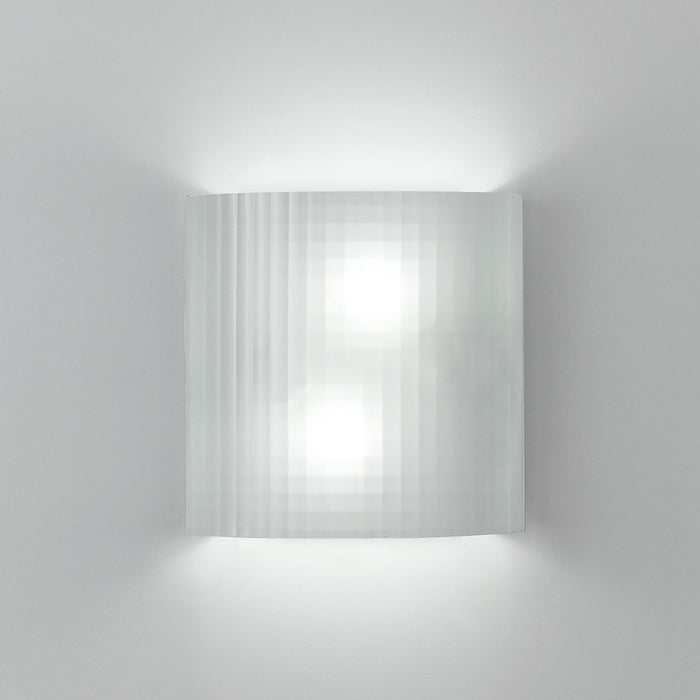 Facet Wall Light in Grid Glass.