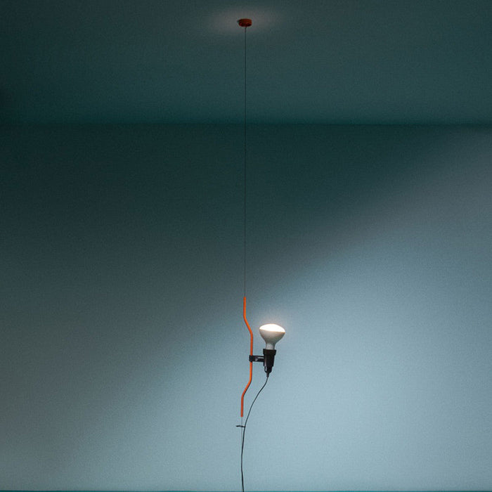 Parentesi LED Floor Lamp in Detail.