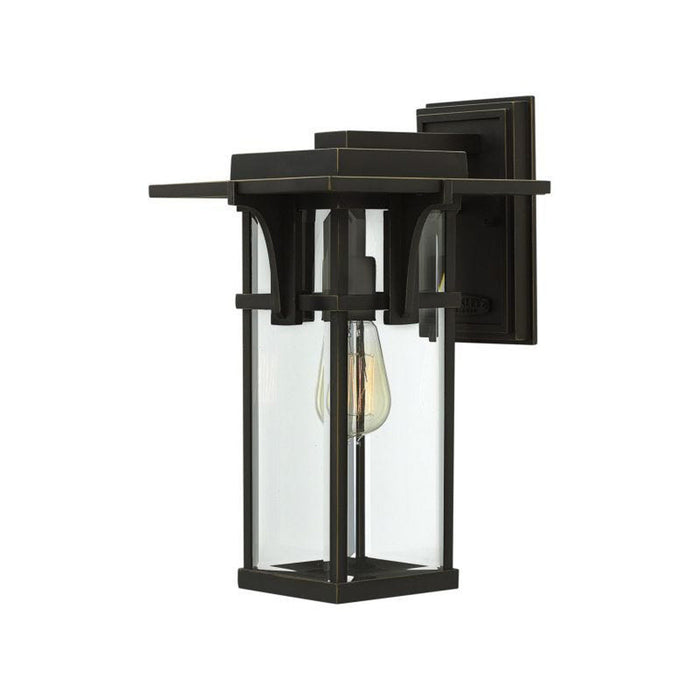 Manhatten Outside Area Wall Light in Clear Beveled/incandescent (Medium).
