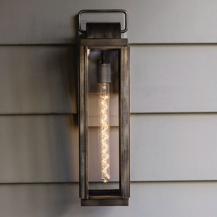 Sag Harbor Outdoor Wall Light in Detail.