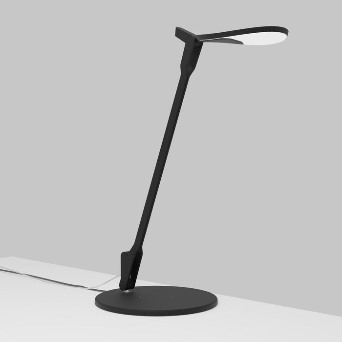 Splitty LED Desk Lamp in Detail.