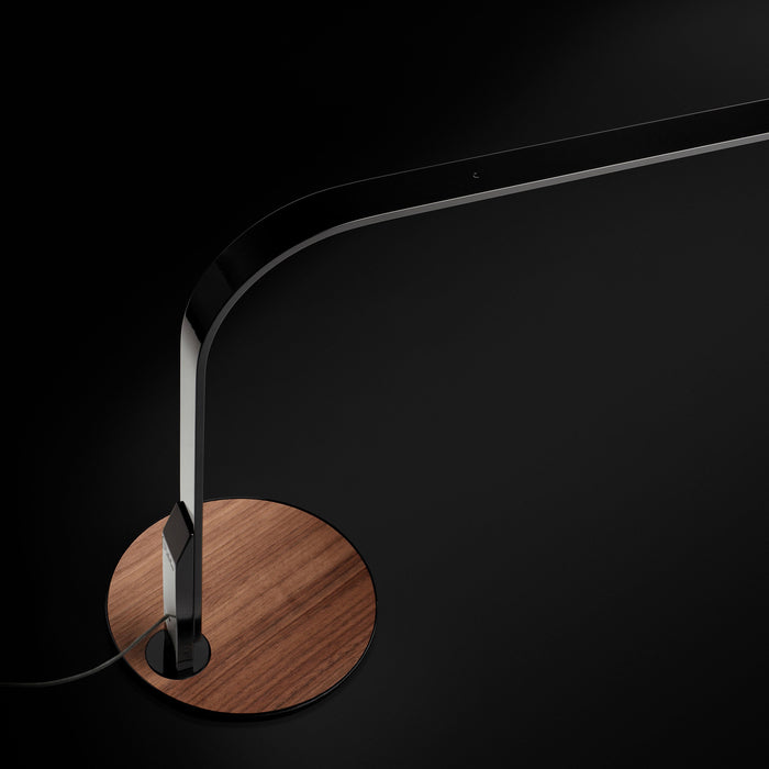 LIM360 LED Table Lamp Detail.