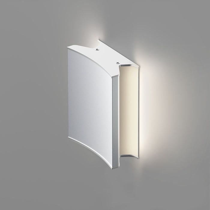 Lineacurve Mini LED Ceiling/Wall Light in White (3000K).