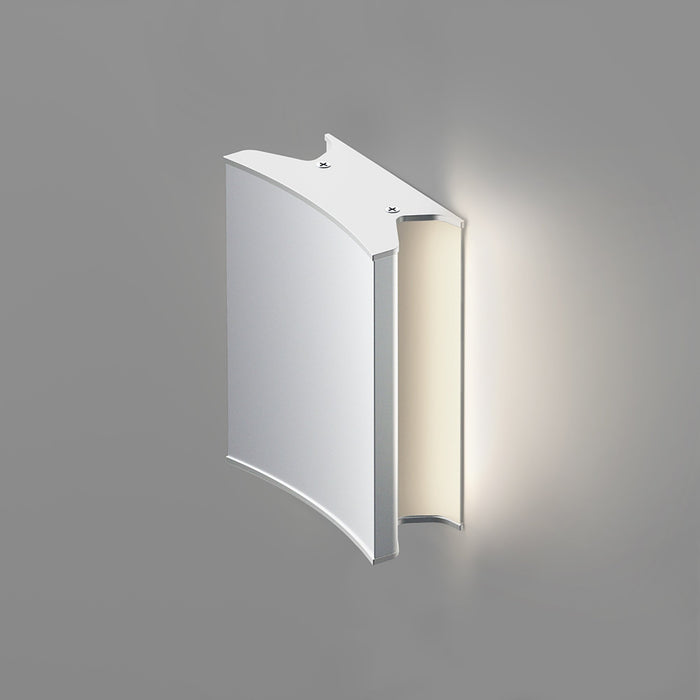 Lineacurve Mini LED Ceiling/Wall Light in White (3500K).