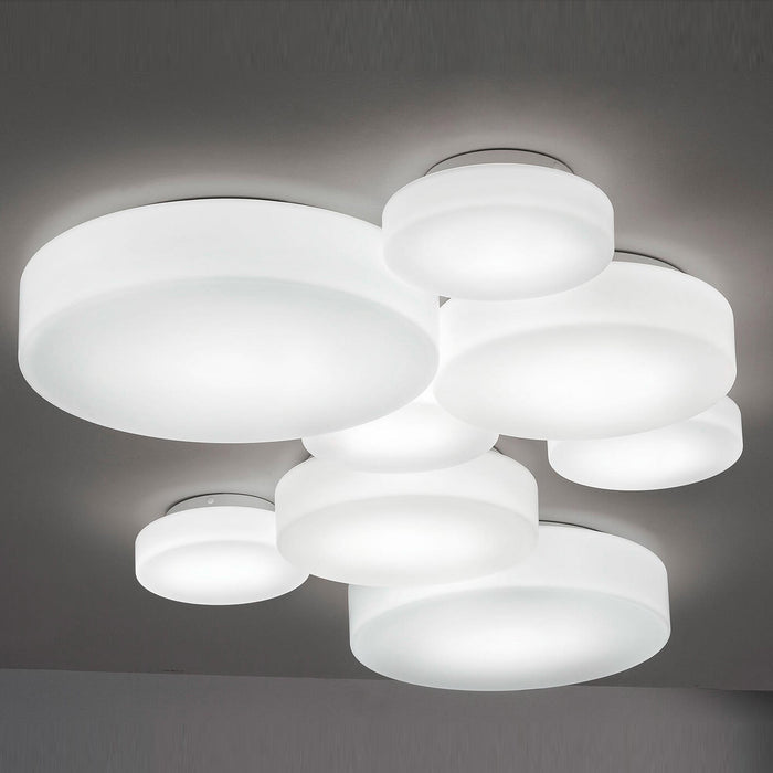 Make-Up LED Ceiling / Wall Light in Detail.